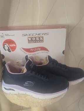 Skechers Arch Fit Women's Navy and Light Pink Slip-On Sneakers